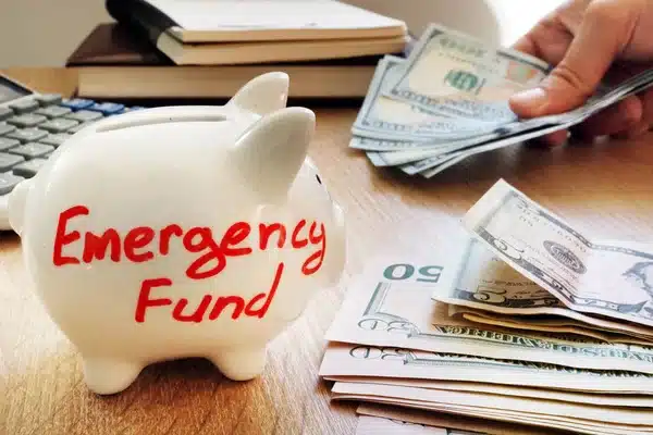 emergency-fund-written-piggy-bank